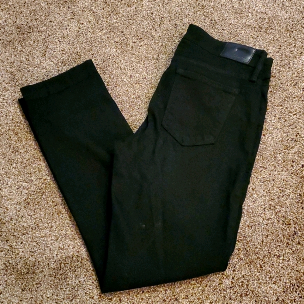 Level 99 Black Capris